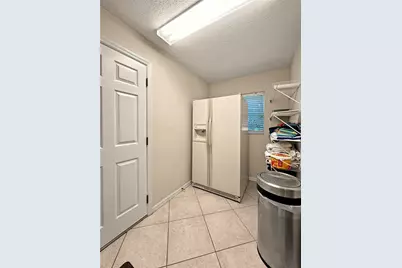 867 Castleberry Circle, The Villages, FL 32162 - Photo 28