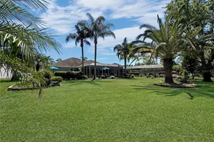 867 Castleberry Cir, The Villages, FL 32162 - Photo 2