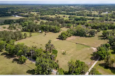 6124 NW 160th Street, Reddick, FL 32686 - Photo 2