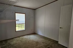 8745 SW 148th Ln, Dunnellon, FL 34432 - Photo 6