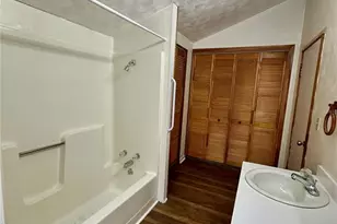 520 SW 5th Ave, Lake Butler, FL 32054 - Photo 10