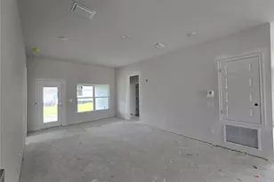 422 W Putting Green Ct, Beverly Hills, FL 34465 - Photo 10