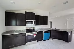 422 W Putting Green Ct, Beverly Hills, FL 34465 - Photo 14