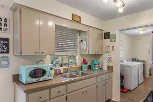 3288 N Maidencane Dr, Beverly Hills, FL 34465 - Photo 14