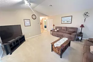 32905 Timberwood Dr, Leesburg, FL 34748 - Photo 2