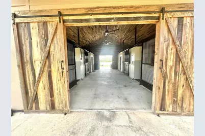 5391 NW 153rd Court, Morriston, FL 32668 - Photo 8