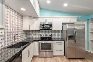 11065 NE 42nd St, Silver Springs, FL 34488 - Photo 10