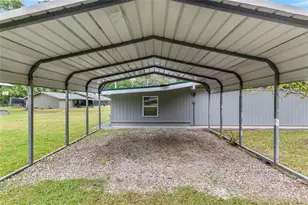 11065 NE 42nd St, Silver Springs, FL 34488 - Photo 6