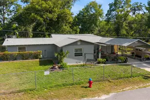 1039 NE 25th St, Ocala, FL 34470 - Photo 1