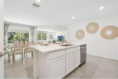 5334 SW 52nd Court, Gainesville, FL 32608 - Photo 4