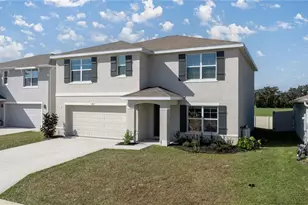 8617 Triumph Cir, Wildwood, FL 34785 - Photo 2