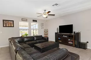 1739 Broad Winged Hawk Dr, Ruskin, FL 33570 - Photo 10