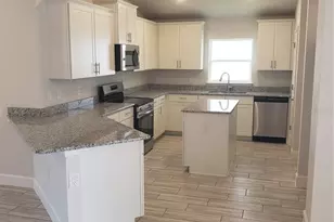 4858 Sutherland St, Spring Hill, FL 34609 - Photo 6