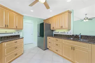 12001 SW Kingsway Cir, Lake Suzy, FL 34269 - Photo 22