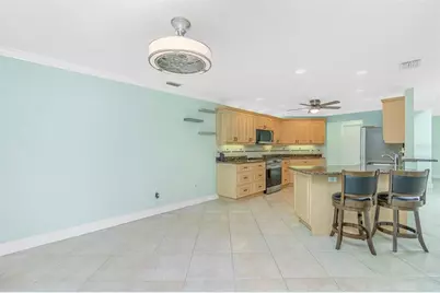 12001 SW Kingsway Circle, Lake Suzy, FL 34269 - Photo 18