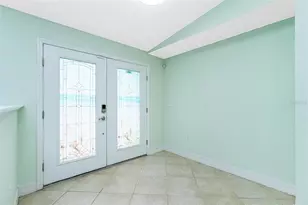 12001 SW Kingsway Cir, Lake Suzy, FL 34269 - Photo 4