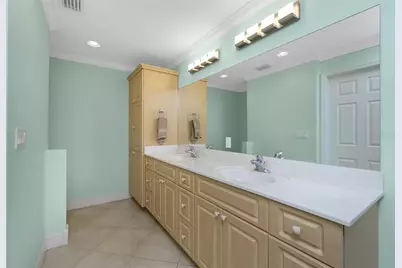 12001 SW Kingsway Circle, Lake Suzy, FL 34269 - Photo 32