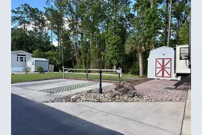 3035 NE 104th Terrace, Silver Springs, FL 34488 - Photo 4