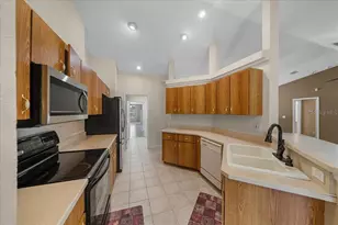 11521 SE 1st Street Rd, Silver Springs, FL 34488 - Photo 10