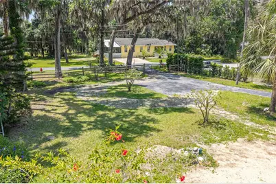 381 NW Magnolia Circle, Crystal River, FL 34428 - Photo 16