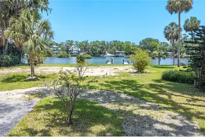 381 NW Magnolia Circle, Crystal River, FL 34428 - Photo 10