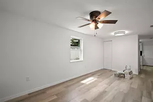 719 NW 8th St, Ocala, FL 34475 - Photo 6