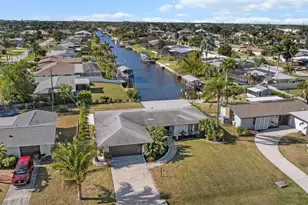 1728 Cornwallis Pkwy, Cape Coral, FL 33904 - Photo 44