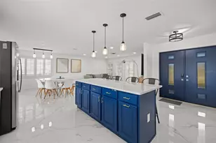 1728 Cornwallis Pkwy, Cape Coral, FL 33904 - Photo 14