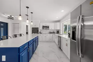 1728 Cornwallis Pkwy, Cape Coral, FL 33904 - Photo 16