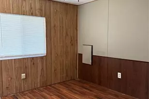 11649 E Hwy 25, Ocklawaha, FL 32179 - Photo 2