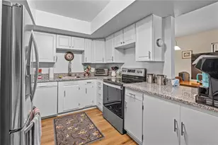 688 Midway Dr, Ocala, FL 34472 - Photo 6