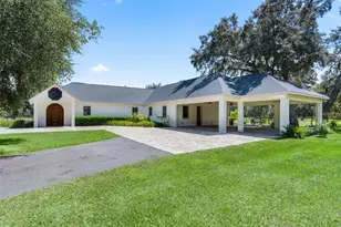 402 SW 127th Pl, Ocala, FL 34473 - Photo 2