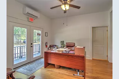 944 E Silver Springs Boulevard, Ocala, FL 34470 - Photo 8