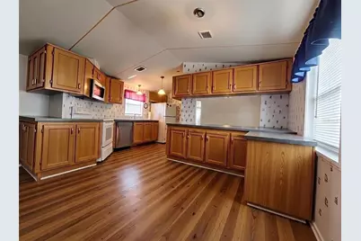 6750 NE 1st Place, Ocala, FL 34470 - Photo 2