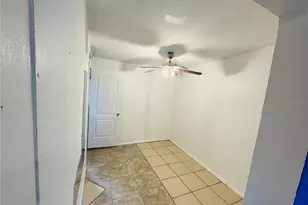 1051 SE 28th Rd, Ocala, FL 34471 - Photo 10