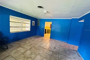 1051 SE 28th Rd, Ocala, FL 34471 - Photo 4