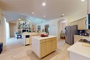 4690 W Tomahawk Dr, Beverly Hills, FL 34465 - Photo 10