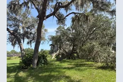 2550 S Bali Point, Inverness, FL 34450 - Photo 2