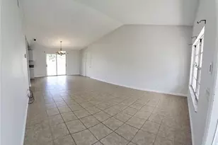 316 Oak Track Dr, Ocala, FL 34472 - Photo 4