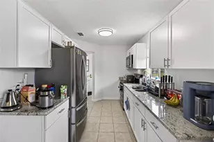 316 Oak Track Dr, Ocala, FL 34472 - Photo 8