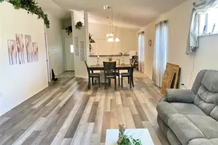 2305 NE 40th Ave, Ocala, FL 34470 - Photo 2