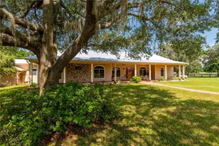 6140 NW 145th Avenue Rd, Morriston, FL 32668 - Photo 2