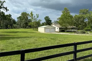 6219 W Hollybrook Ln, Dunnellon, FL 34433 - Photo 4