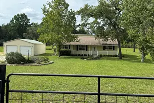 6219 W Hollybrook Ln, Dunnellon, FL 34433 - Photo 2