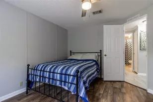 25836 Manhattan Ln, Astor, FL 32102 - Photo 34