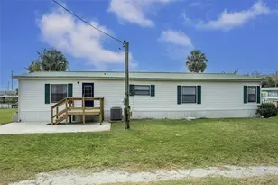 25836 Manhattan Ln, Astor, FL 32102 - Photo 4