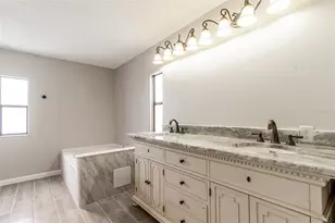 25836 Manhattan Ln, Astor, FL 32102 - Photo 28