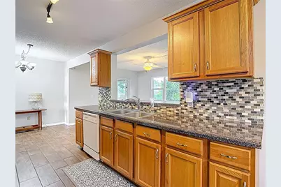 7318 Tranquil Drive, Spring Hill, FL 34606 - Photo 12