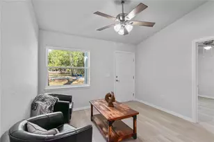 607 SE 4th Dr, Williston, FL 32696 - Photo 8