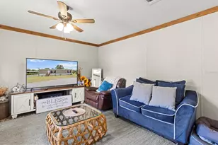 609 S Redbud Terrace, Inverness, FL 34450 - Photo 4